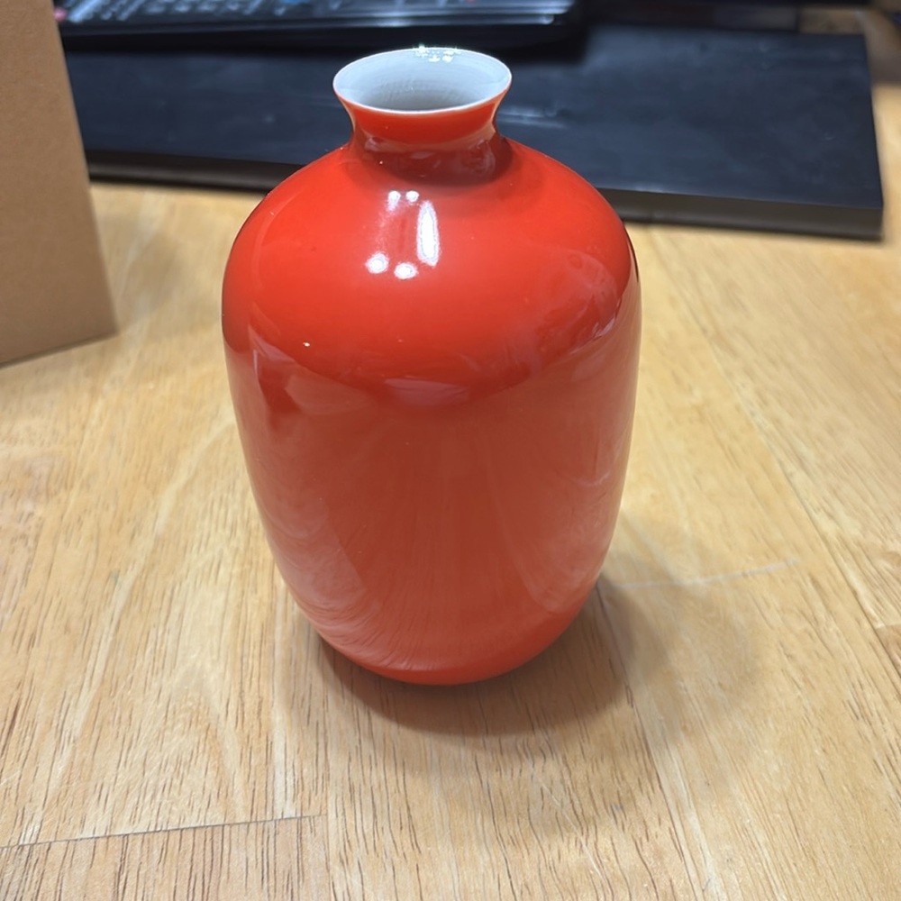 Middle Kingdom Red Orange Bud Vase